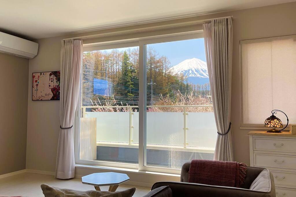 Mt. Fuji Kokoワンちゃんokの新築貸別荘 ฟูจิคาวากุจิโกะ ภายนอก รูปภาพ